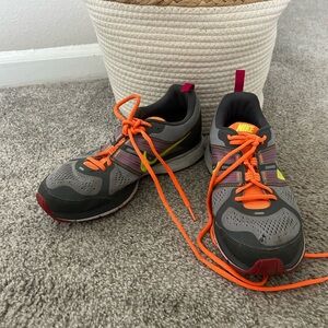 Nike Purple and Orange Pegasus 29 Tennis Shoes Workout Outdoors School Casual‎